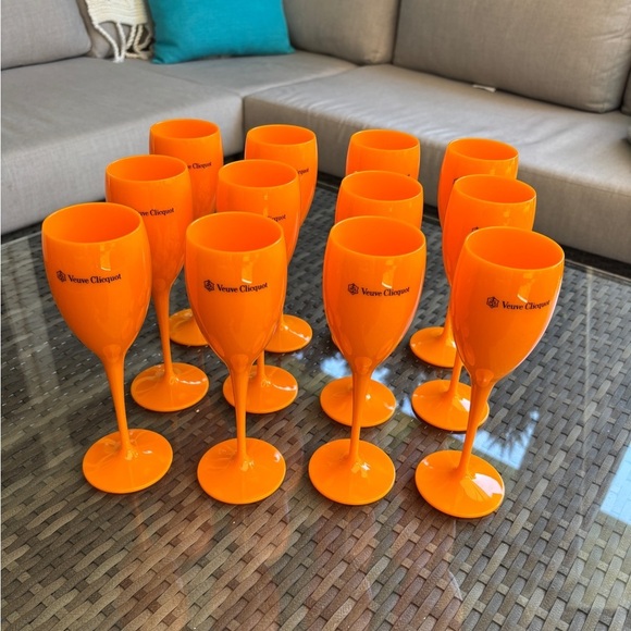 Veuve Clicquot Other - *NEW* Veuve Clicquot Set of 12 Orange Flutes